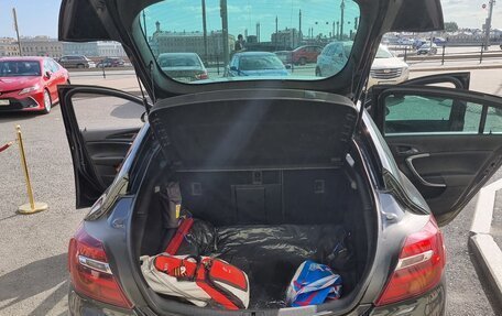 Opel Insignia II рестайлинг, 2013 год, 1 740 000 рублей, 18 фотография