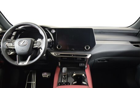 Lexus RX IV рестайлинг, 2023 год, 10 499 000 рублей, 16 фотография