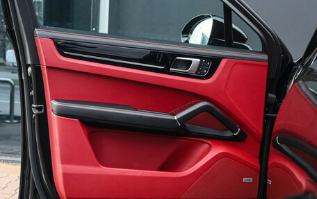 Porsche Cayenne III, 2022 год, 13 500 000 рублей, 22 фотография