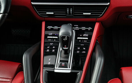 Porsche Cayenne III, 2022 год, 13 500 000 рублей, 16 фотография