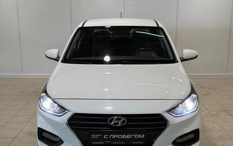 Hyundai Solaris II рестайлинг, 2018 год, 1 370 000 рублей, 1 фотография