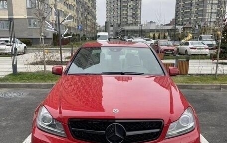 Mercedes-Benz C-Класс, 2012 год, 1 230 000 рублей, 1 фотография