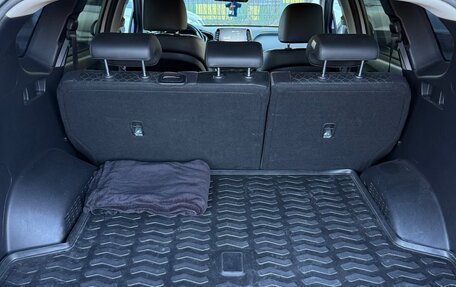 Hyundai Santa Fe IV, 2018 год, 2 950 000 рублей, 14 фотография