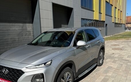 Hyundai Santa Fe IV, 2018 год, 2 950 000 рублей, 2 фотография