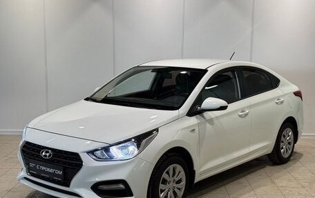 Hyundai Solaris II рестайлинг, 2018 год, 1 370 000 рублей, 2 фотография
