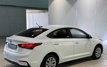 Hyundai Solaris II рестайлинг, 2018 год, 1 370 000 рублей, 6 фотография