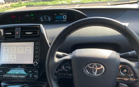 Toyota Prius IV XW50, 2022 год, 2 500 000 рублей, 10 фотография