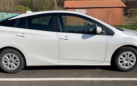Toyota Prius IV XW50, 2022 год, 2 500 000 рублей, 7 фотография
