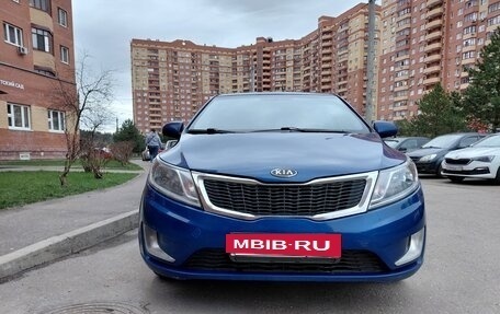 KIA Rio III рестайлинг, 2011 год, 800 000 рублей, 2 фотография