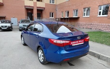 KIA Rio III рестайлинг, 2011 год, 800 000 рублей, 4 фотография