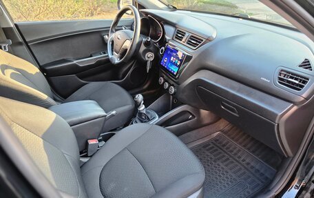 KIA Rio III рестайлинг, 2015 год, 880 000 рублей, 22 фотография