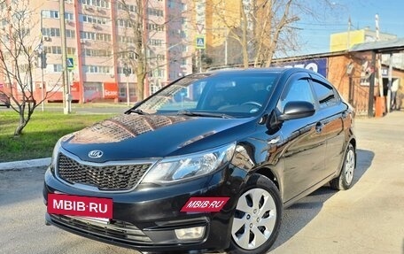 KIA Rio III рестайлинг, 2015 год, 880 000 рублей, 3 фотография