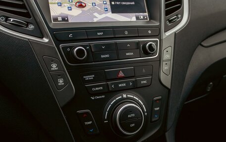 Hyundai Santa Fe III рестайлинг, 2018 год, 1 895 000 рублей, 16 фотография