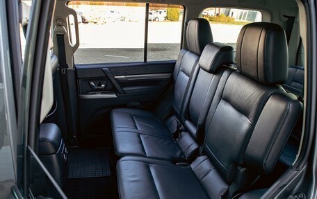 Mitsubishi Pajero IV, 2014 год, 1 925 000 рублей, 17 фотография