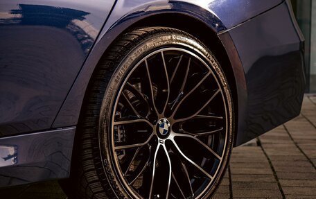 BMW 3 серия, 2018 год, 1 895 000 рублей, 19 фотография