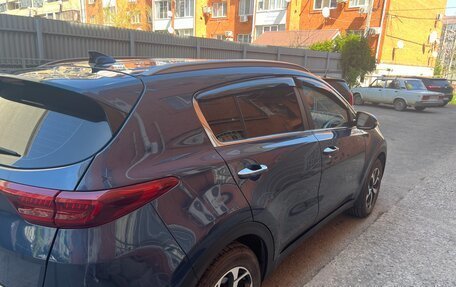 KIA Sportage IV рестайлинг, 2018 год, 2 200 000 рублей, 4 фотография