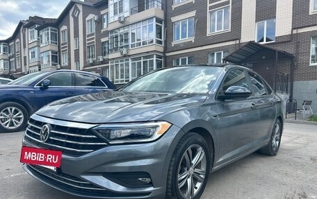 Volkswagen Jetta VII, 2020 год, 1 950 000 рублей, 2 фотография