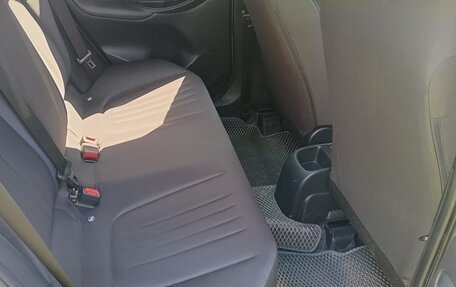 Toyota Yaris, 2020 год, 1 210 000 рублей, 6 фотография