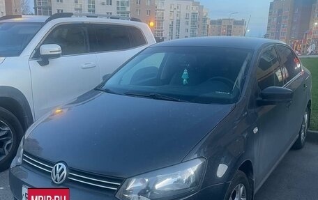 Volkswagen Polo VI (EU Market), 2011 год, 850 000 рублей, 2 фотография