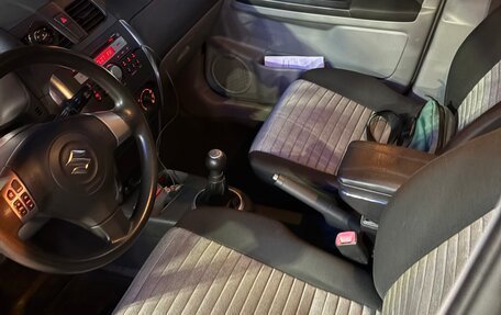 Suzuki SX4 II рестайлинг, 2010 год, 680 000 рублей, 11 фотография