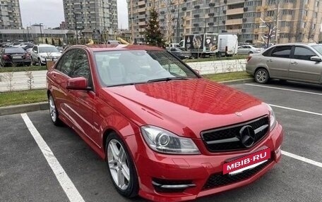 Mercedes-Benz C-Класс, 2012 год, 1 230 000 рублей, 2 фотография