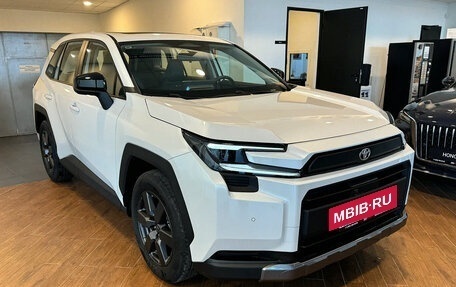 Toyota RAV4, 2026 год, 4 650 000 рублей, 3 фотография