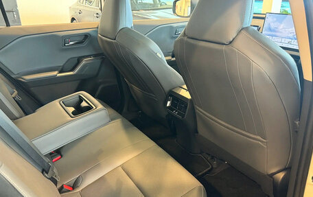 Toyota RAV4, 2026 год, 4 650 000 рублей, 16 фотография