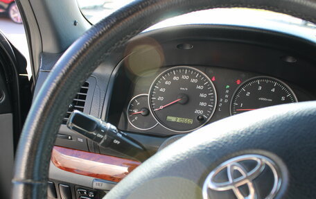 Toyota Land Cruiser Prado 120 рестайлинг, 2005 год, 1 719 000 рублей, 27 фотография