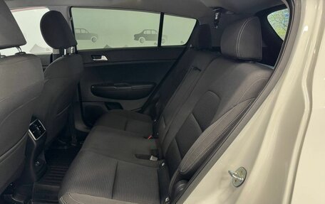 KIA Sportage IV рестайлинг, 2018 год, 2 069 000 рублей, 9 фотография