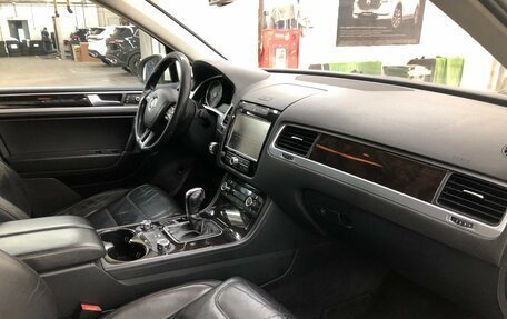 Volkswagen Touareg III, 2010 год, 1 647 059 рублей, 9 фотография