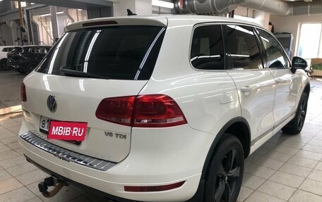 Volkswagen Touareg III, 2010 год, 1 647 059 рублей, 7 фотография