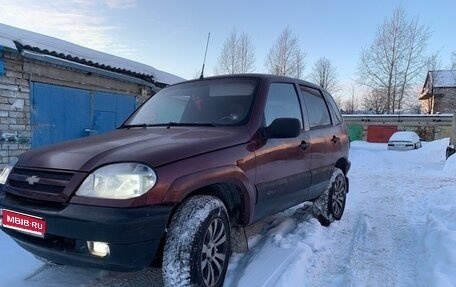 Chevrolet Niva I рестайлинг, 2005 год, 280 000 рублей, 1 фотография