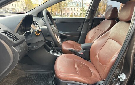 Hyundai Solaris II рестайлинг, 2015 год, 890 000 рублей, 9 фотография