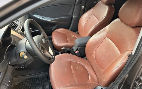 Hyundai Solaris II рестайлинг, 2015 год, 890 000 рублей, 7 фотография