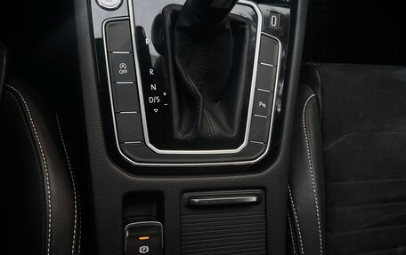 Volkswagen Passat B8 рестайлинг, 2019 год, 2 270 000 рублей, 9 фотография