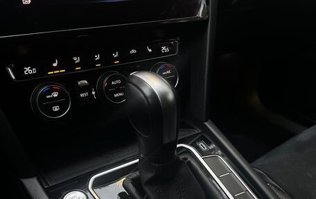 Volkswagen Passat B8 рестайлинг, 2019 год, 2 270 000 рублей, 8 фотография