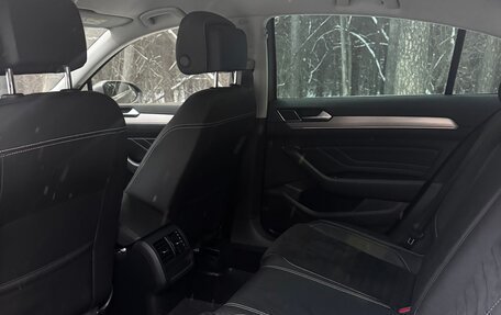 Volkswagen Passat B8 рестайлинг, 2019 год, 2 270 000 рублей, 15 фотография