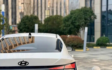 Hyundai Elantra, 2023 год, 1 390 000 рублей, 4 фотография