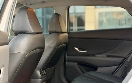 Hyundai Elantra, 2023 год, 1 390 000 рублей, 9 фотография