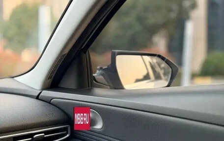 Hyundai Elantra, 2023 год, 1 390 000 рублей, 10 фотография