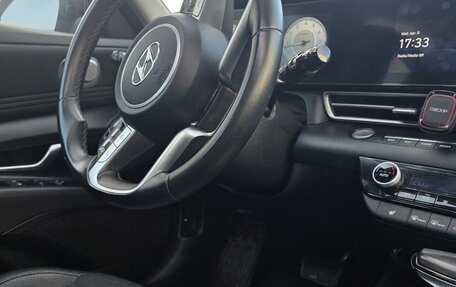 Hyundai Elantra, 2022 год, 2 080 000 рублей, 12 фотография