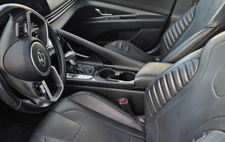 Hyundai Elantra, 2022 год, 2 080 000 рублей, 14 фотография