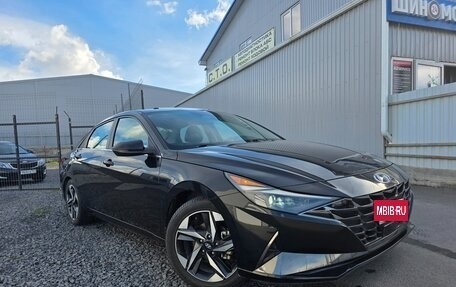 Hyundai Elantra, 2022 год, 2 080 000 рублей, 10 фотография