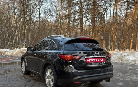 Infiniti QX70, 2014 год, 2 450 000 рублей, 4 фотография