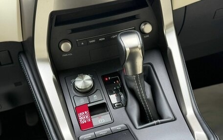 Lexus NX I, 2020 год, 4 000 000 рублей, 20 фотография