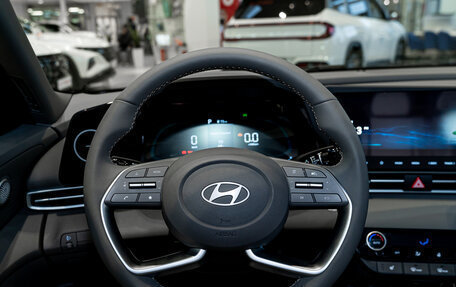 Hyundai Elantra, 2025 год, 2 850 000 рублей, 9 фотография