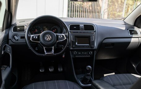 Volkswagen Polo VI (EU Market), 2016 год, 1 120 000 рублей, 6 фотография