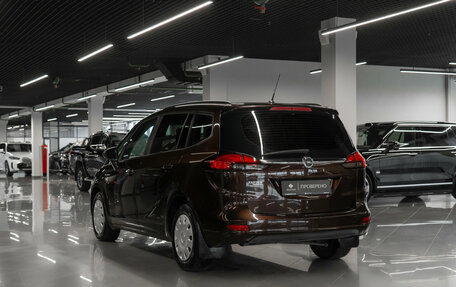 Opel Zafira C рестайлинг, 2012 год, 1 180 000 рублей, 4 фотография