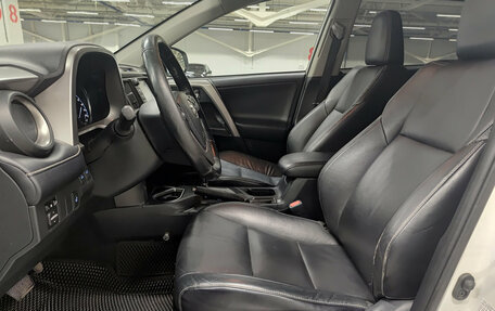 Toyota RAV4, 2017 год, 2 450 000 рублей, 20 фотография