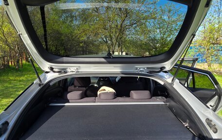 Toyota Prius IV XW50, 2018 год, 1 800 000 рублей, 17 фотография